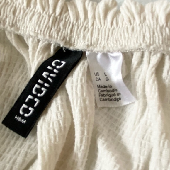 Divided Cropped Embroidery Print Top 3/4 Sleeves, Size M - Picture 8 of 11